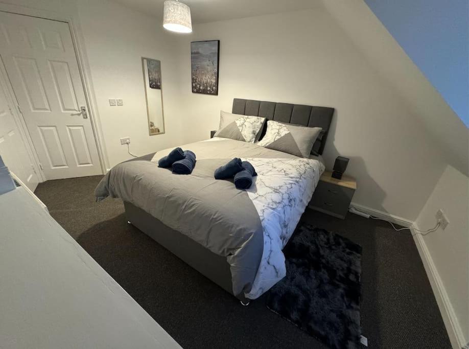 Villa Modern Townhouse - 3 Bed 2.5 Bath 2 Private Gated Parking Wellingborough Exterior foto